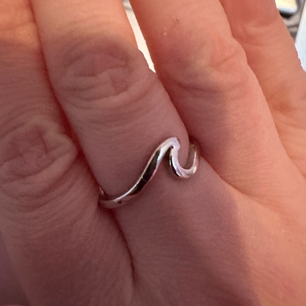 Elegant Silver Wave Ring